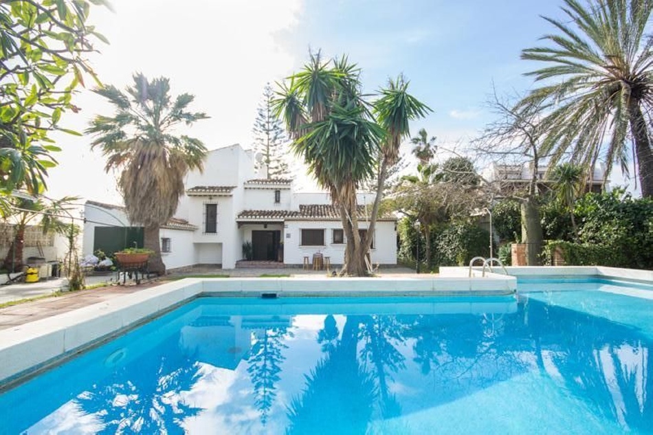 Villa for rent in  Rincón de la Vitoria